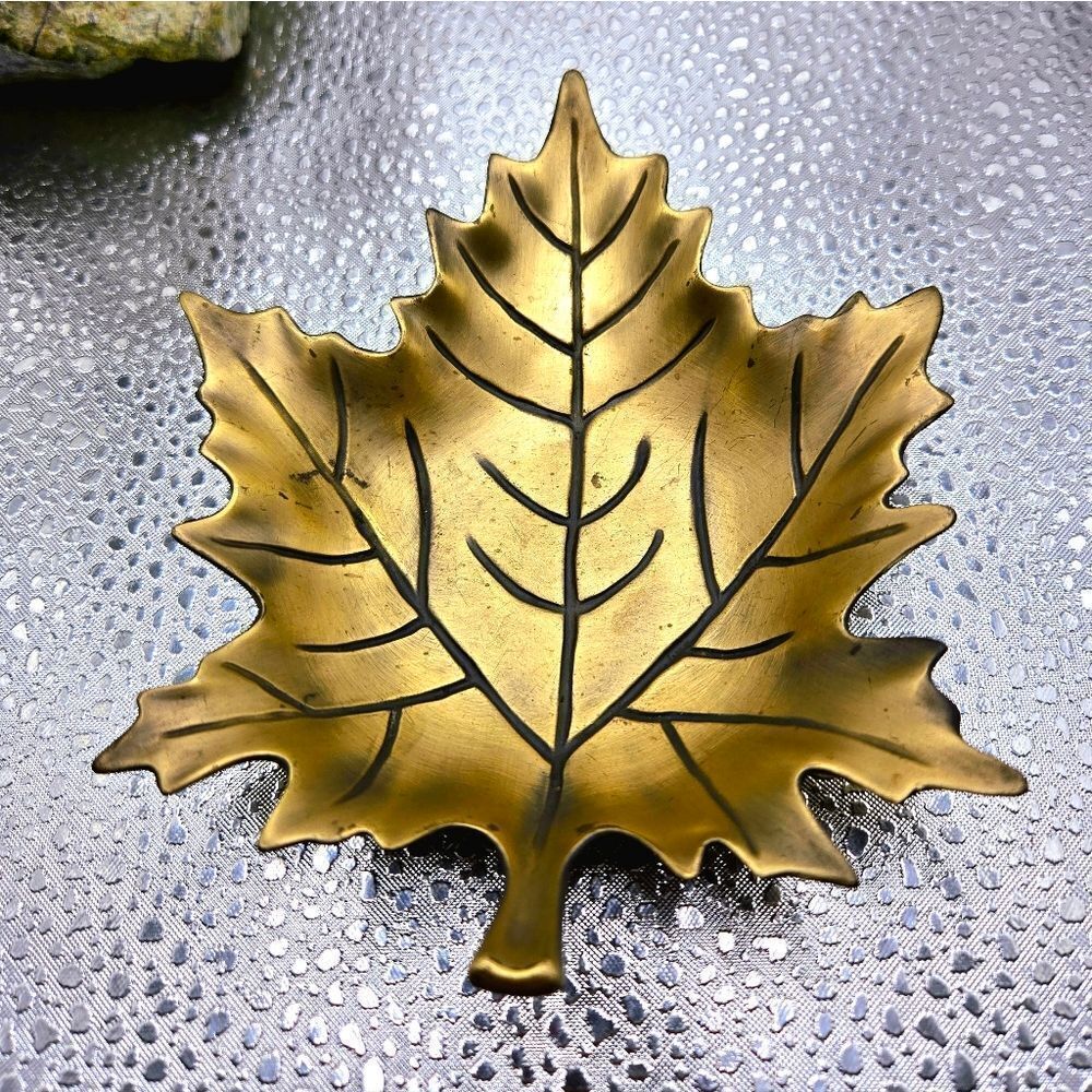 "5/$25" Brass Maple Leaf Trinket Dish